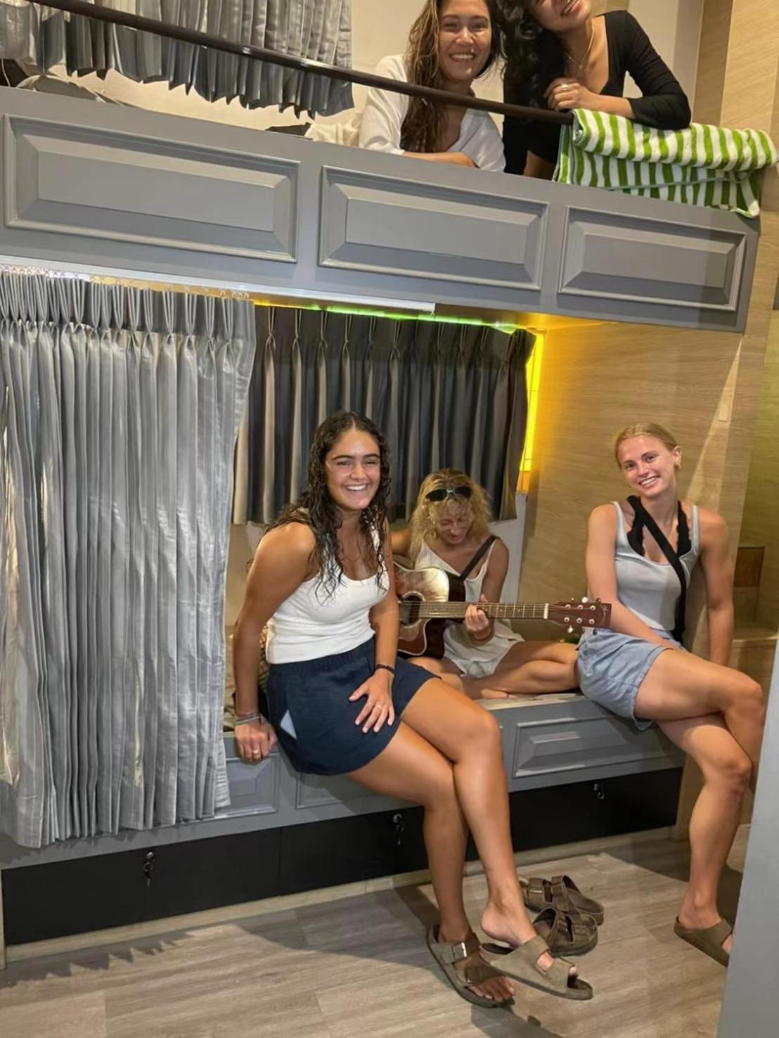 Skylark Bangkok 云雀 Apartment Luaran gambar