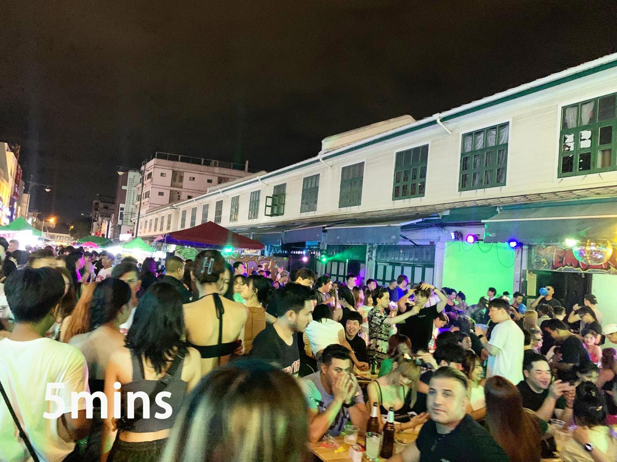 Skylark Bangkok 云雀 Apartment Luaran gambar